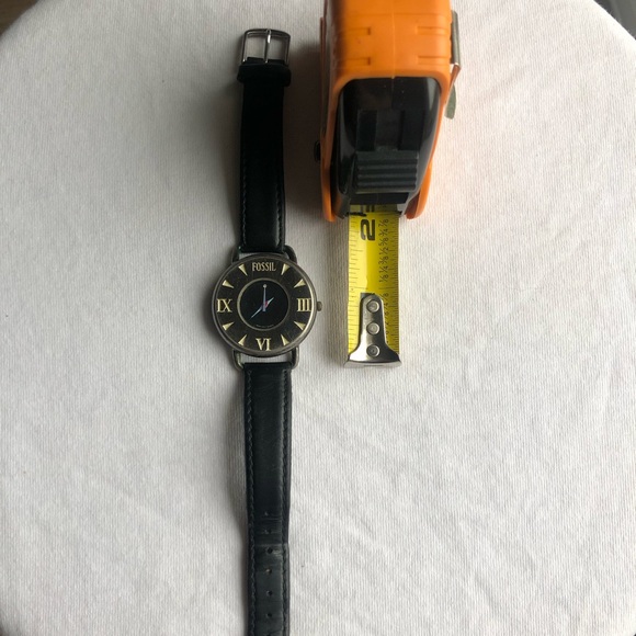 Unique Womens Fossil Watch Rare Hard to Find Japan Movement Quartz *Runs Great!* - Picture 5 of 5